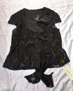 Y2K Textured Ruffle Shirt 🖤