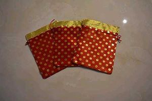 DESIGNER POTLI (POUCHES)