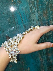 Elegant Hand Harness with Ring