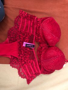 La Senza Red Lace Bra & Panty Set