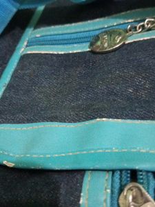 Slingbag With Dark Blue And Light