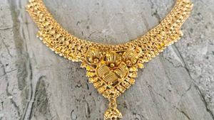 Necklace