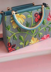 Handbag