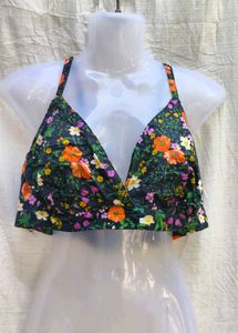 I. SEXY FLORAL BRALETTE