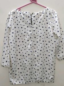 H&amp;M Stylish White Star Print Top
