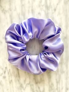 Lavender Scrunchy - Medium