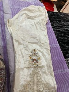 new trending pakistani suit