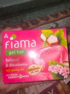 Fiama Patchouli & Macadamia Soap