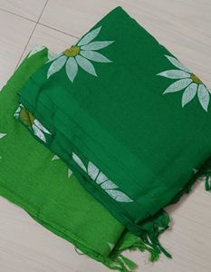 2 Shades Green 💚 Pure Cotton Saree