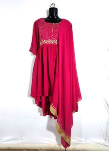 Rose Kurta Set (Women's)