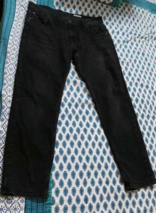 Spykar Men Midrise Straight Leg Cotton Jeans