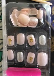 Peach Colour Nails Set (24 Nos)