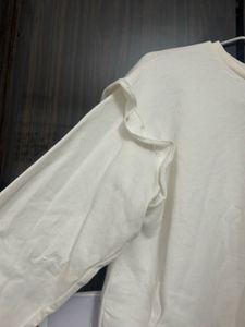 cute sylish white top for pretty women out there