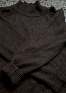 Shoulder Cut Sweater (Brown)