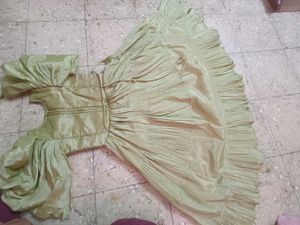 Elegant Green Ethnic Gown