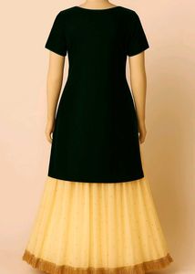 Elegant Green Velvet Kurta Set