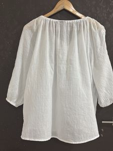 H&amp;M White Embroidered Tunic Top