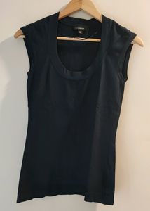 Basic Tee With Mega Sleeves. Size 30-36