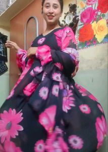 I Am Selling A Beautiful Gown Set