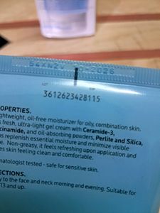 La Roche-Posay Toleriane Double Repair Matte Face
