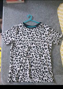 Leopard Print Tshirt