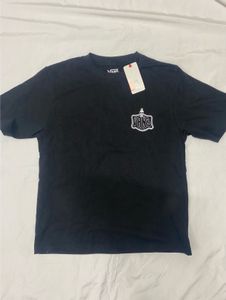 Vans loose fit tshirt size s