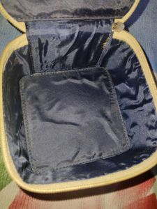 Estee Lauder Pouch Golden Shimmer