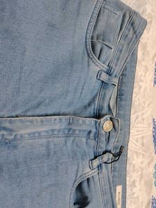ZUDIO SLIGHT BOOTCUT JEANS