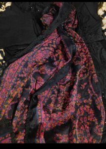 Trending Pakistani Suit