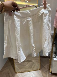 White top &amp; Skirt Set