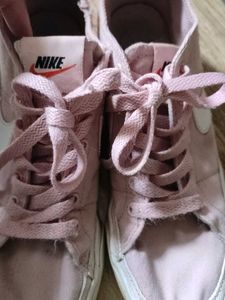 Nike Court Legacy Uk4.5