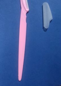 3 Facial Razor &amp; 1 Pocket Wooden Comb