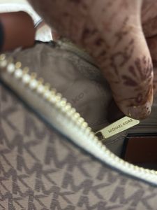 Michael Kors Crossbody Bag
