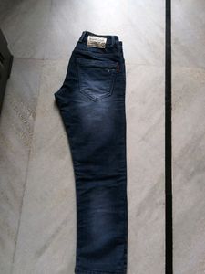 Blue Jeans White Shade