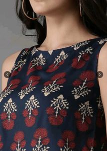 Navy Blue Printed Sleeveless Top