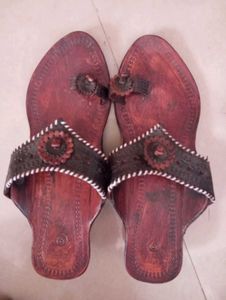 Kolhapuri Chappal
