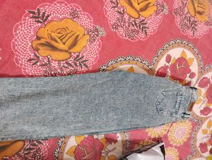 Zara Straight Jeans