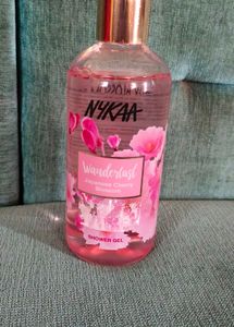 Nykaa Wonderlust shower gel
