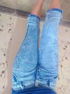 Capri Jeans For Girls