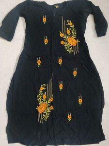 Elegant Embroidered Kurta