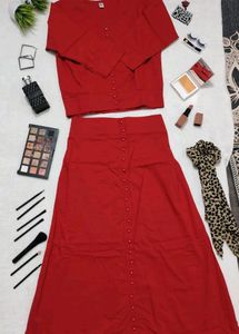 ❤️ Red Top And Skirt Set ❤️