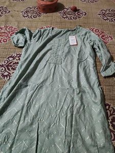 L SIZE NEW BRANDED KURTI