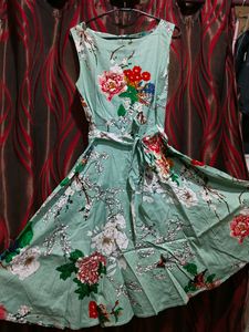 Korean A-line Floral Dress...🫰🏻