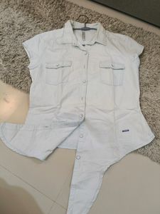 Brander Front Knot Shirt