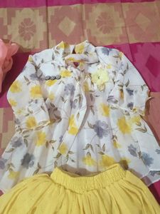 Beautiful Skirt Nd Top For Baby Girl Size Issue