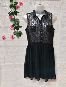 Size S/M/L 🎁Buy 2 Get 1 Free 🎁Lace Overlay Dress