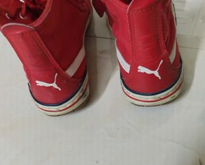 Puma Red High-Top Sneakers