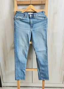 Branded Light Wash Denim Jeans waist size-28