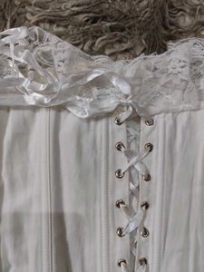 White Bonee Lqce Detail Corset