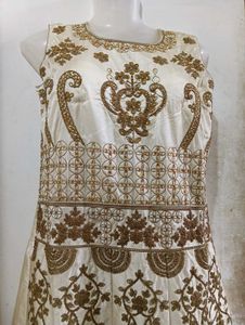 Beautiful Gown 😍 For Women